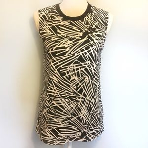 Nike sleeveless splatter print tank top si…